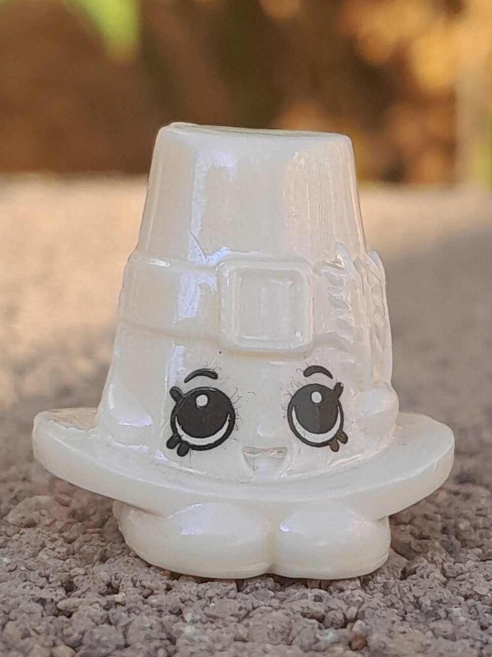 Shopkins Rare Iridescent Pilgrim Hat Thanksgiving